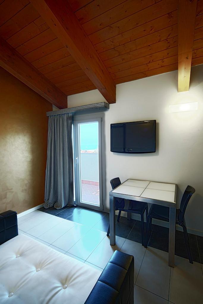 Atmosphere Suite Hotel ريميني المظهر الخارجي الصورة